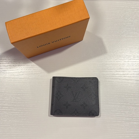 Louis Vuitton Slender Wallet 100% Authentic - Picture 14 of 17